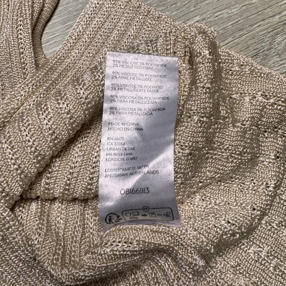 Free‎ People Seascape Vest Metallic Knit Button Front Top Beige Size Medium M - Picture 6 of 9